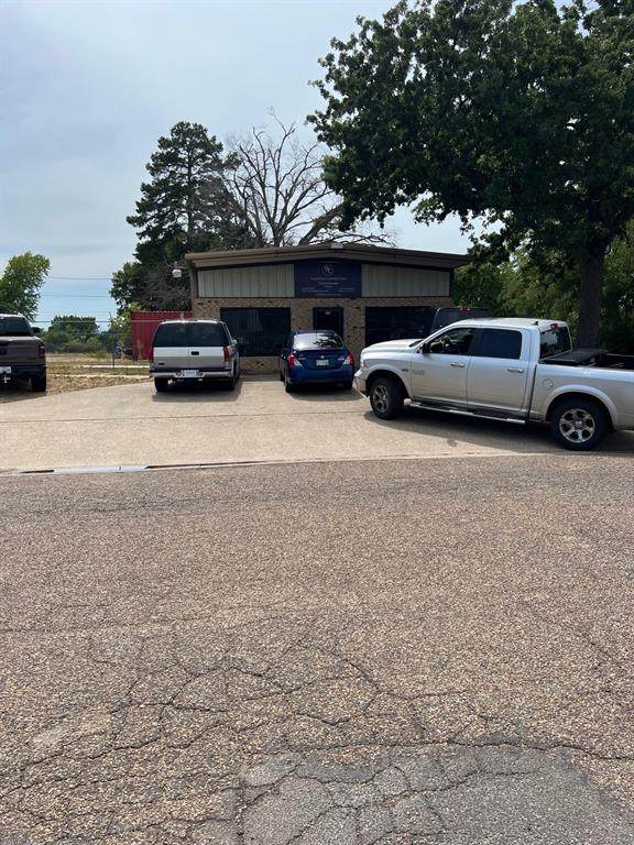 100 Mccaleb Street - Photo 1