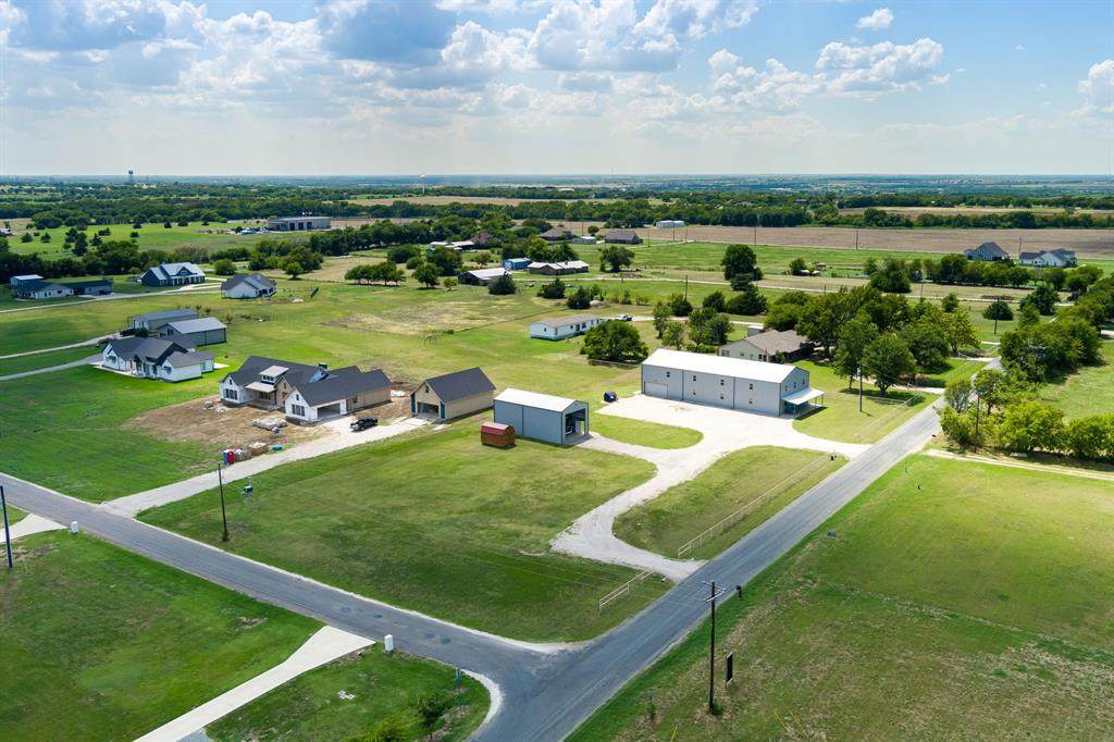 1404 Mcconnell Road - Photo 1