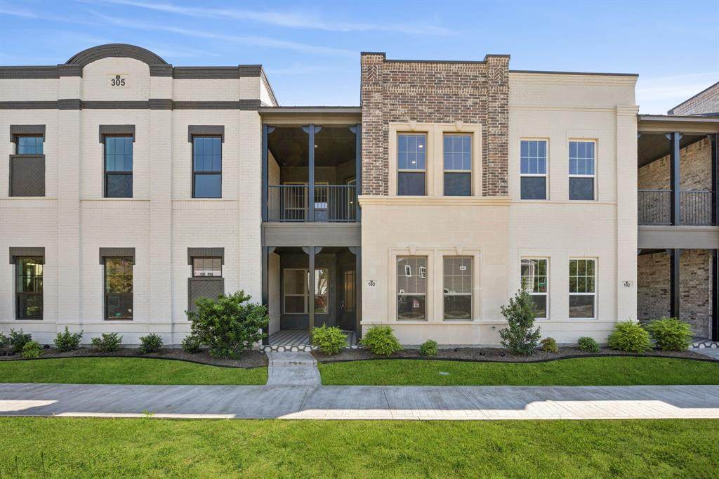 305 Sunset Lane - Photo 1