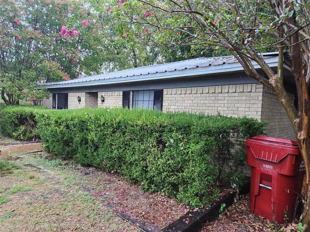 209 2nd Street - Photo 1