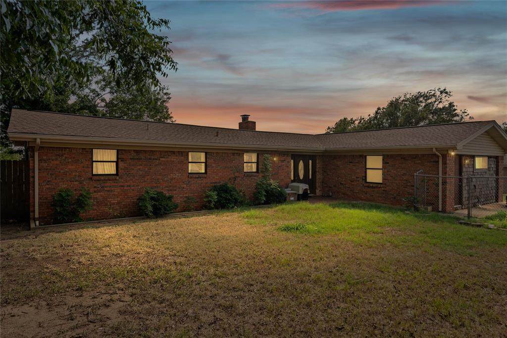 1180 Fm 3201 - Photo 1