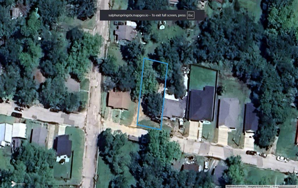 201 Ross Street - Photo 1