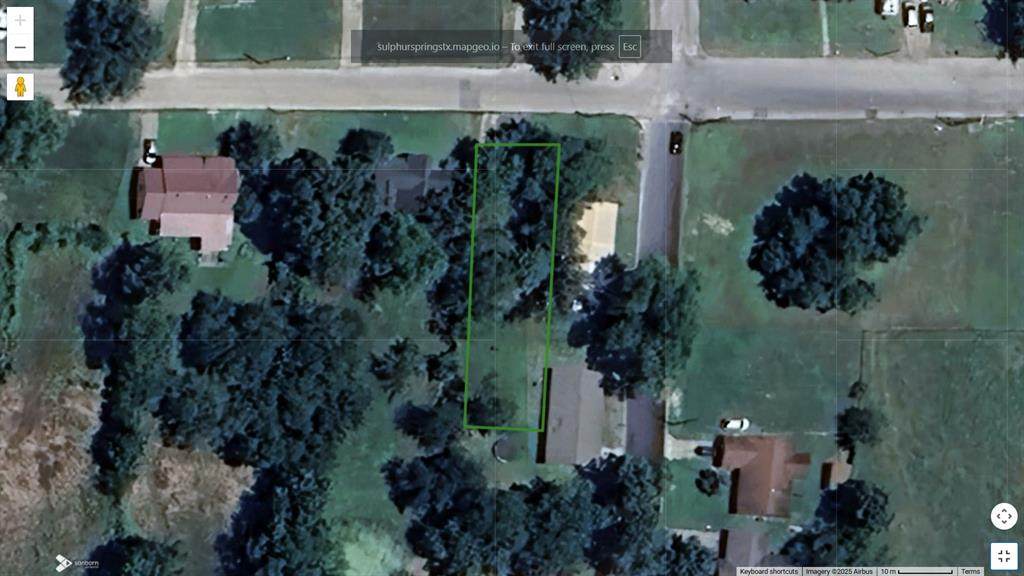 964 College Street - Photo 1