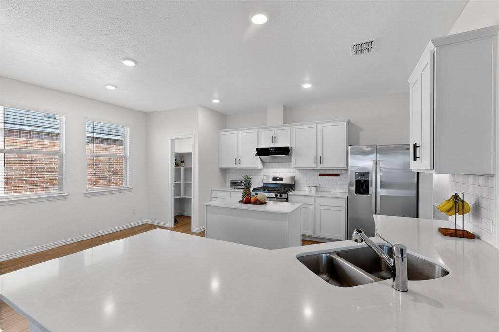 8009 Green Heron Drive - Photo 1