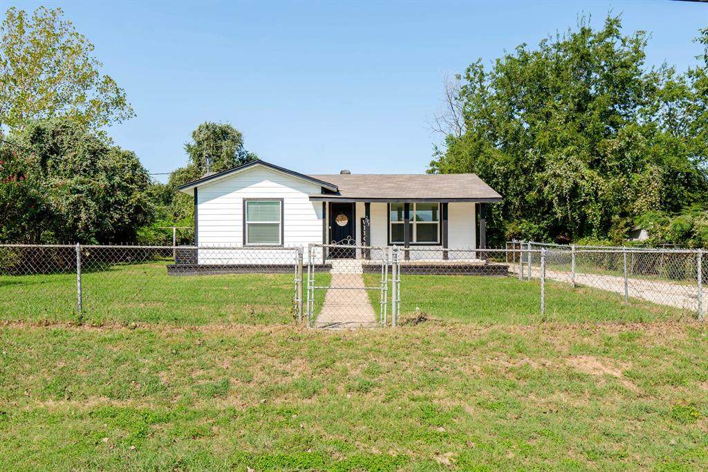 205 Oregon Avenue - Photo 1