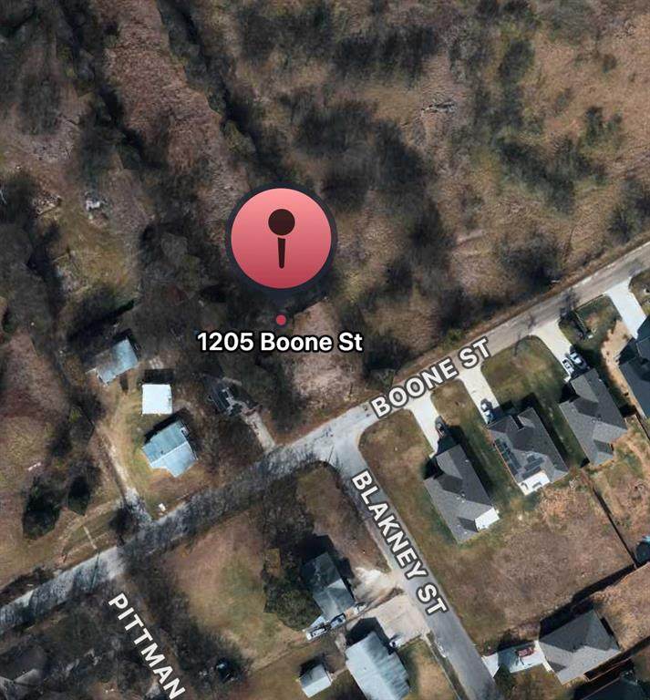 1205 Boone Street - Photo 1