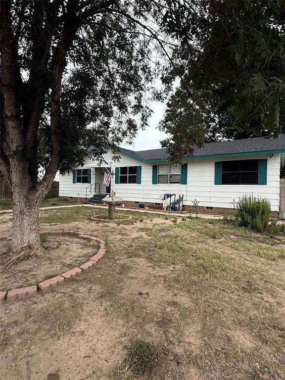 504 Cordell Street - Photo 1