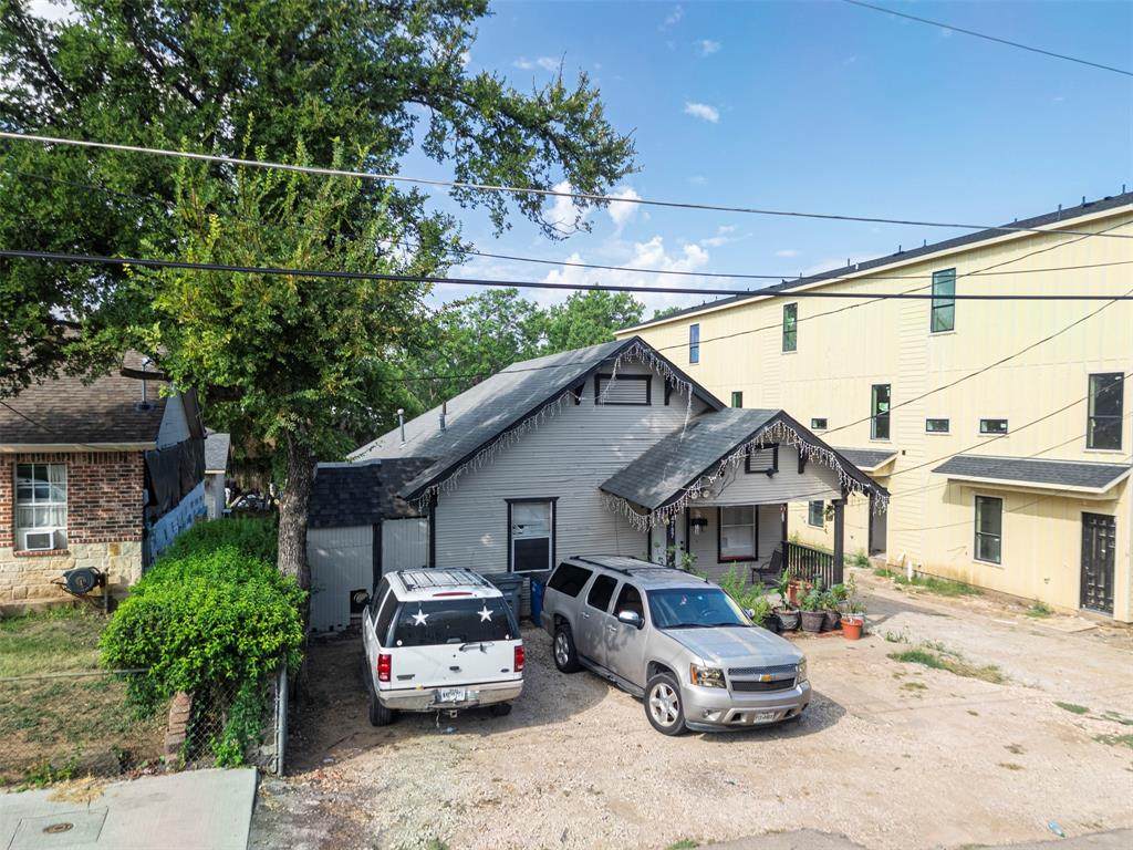 4707 Sylvester - Photo 1