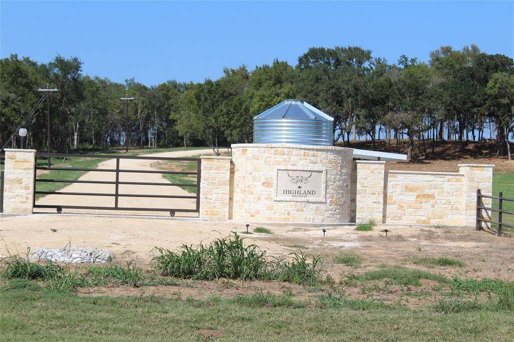 165 Highland Drive - Photo 1