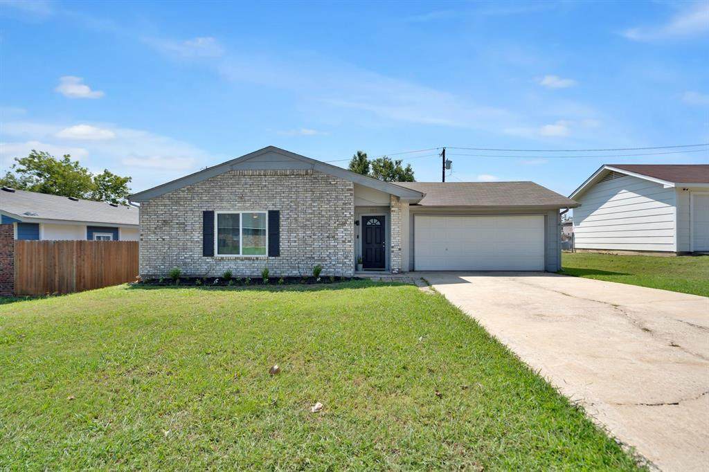 1113 Bronner Drive - Photo 1