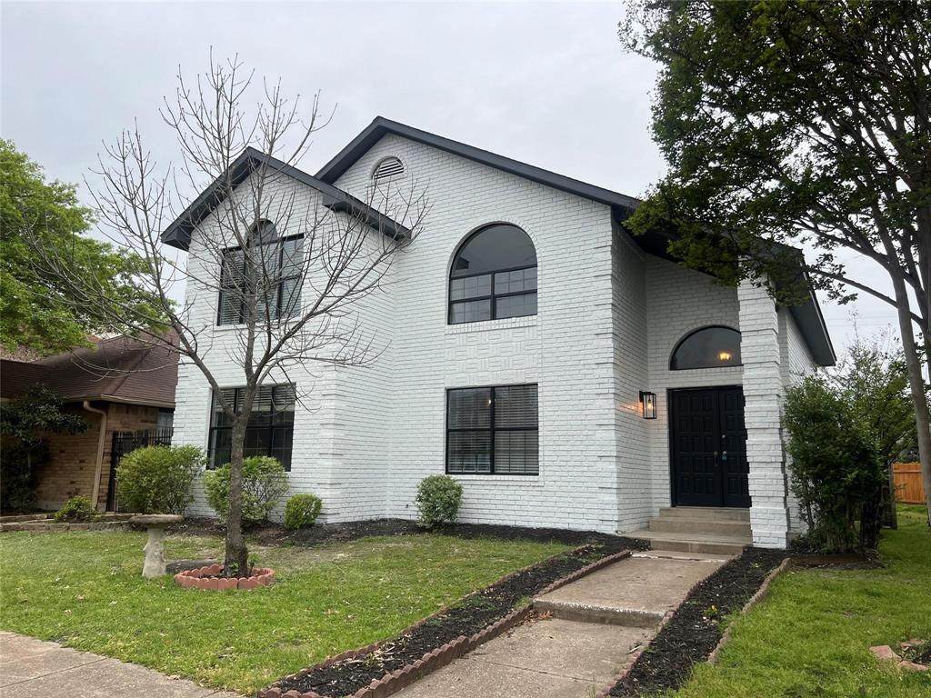 701 Windsong - Photo 1