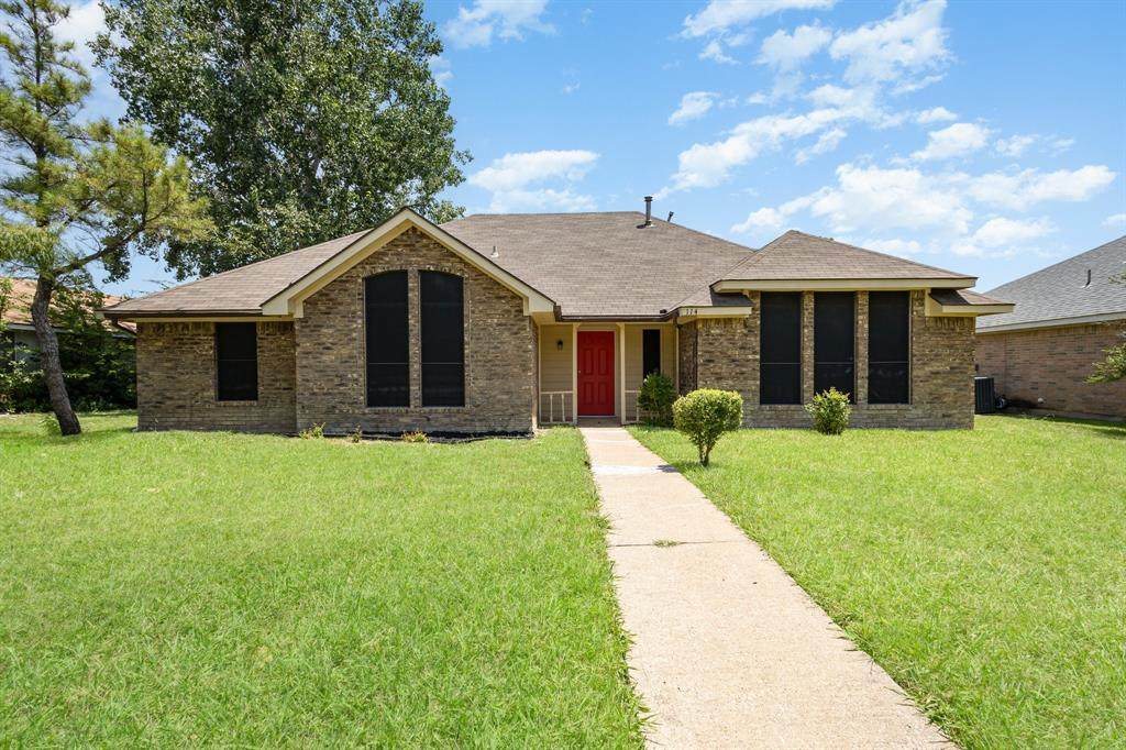 114 Liberty Drive - Photo 1