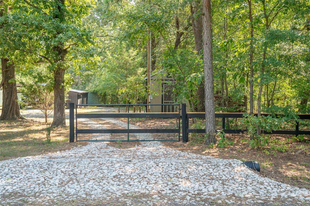 121 Cr 2201 - Photo 1