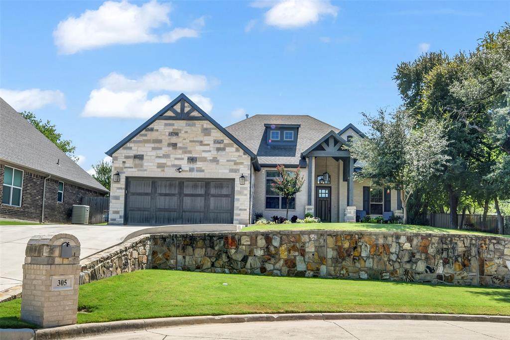 305 Familia Court - Photo 1