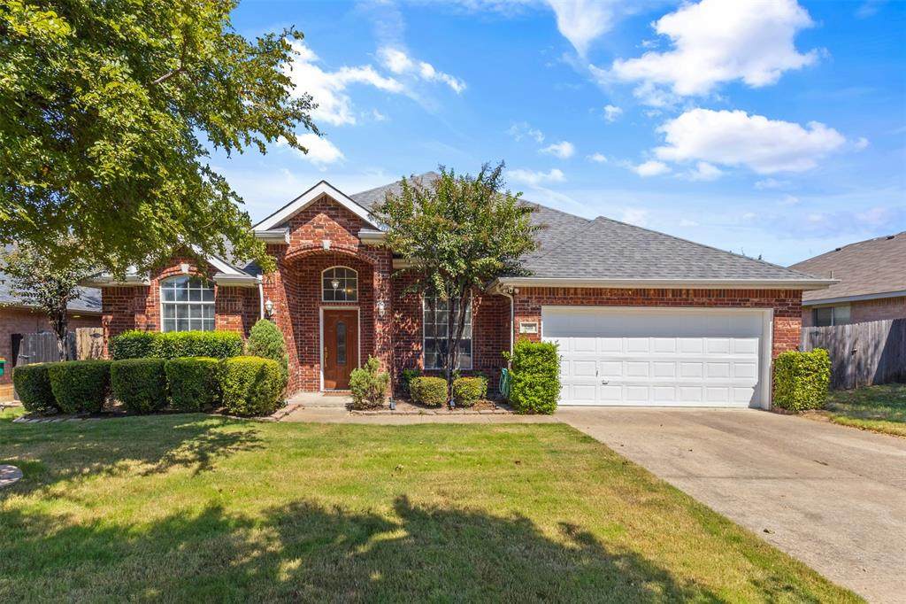 539 Pinnacle Drive - Photo 1