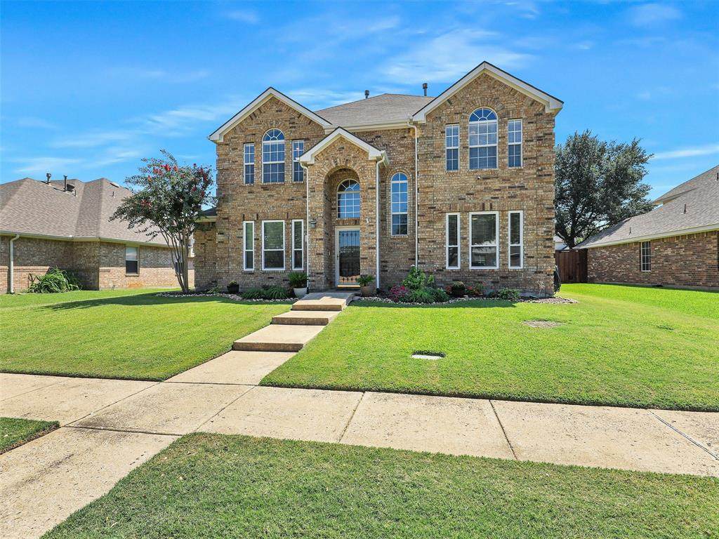 5609 Dark Forest Drive - Photo 1