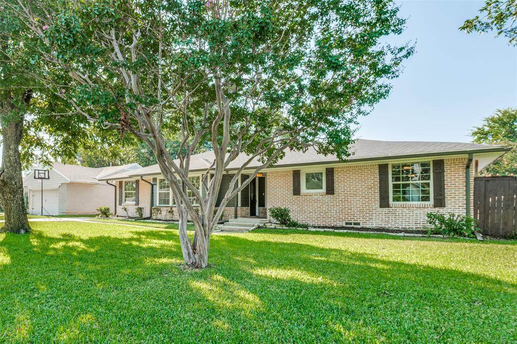 2964 Eric Lane - Photo 1