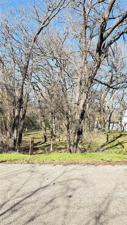 7218 Alcove Street - Photo 1