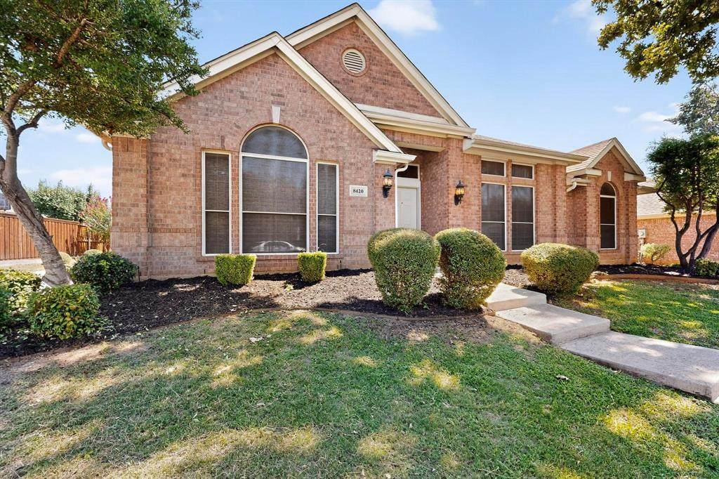 8420 Grand View Drive - Photo 1