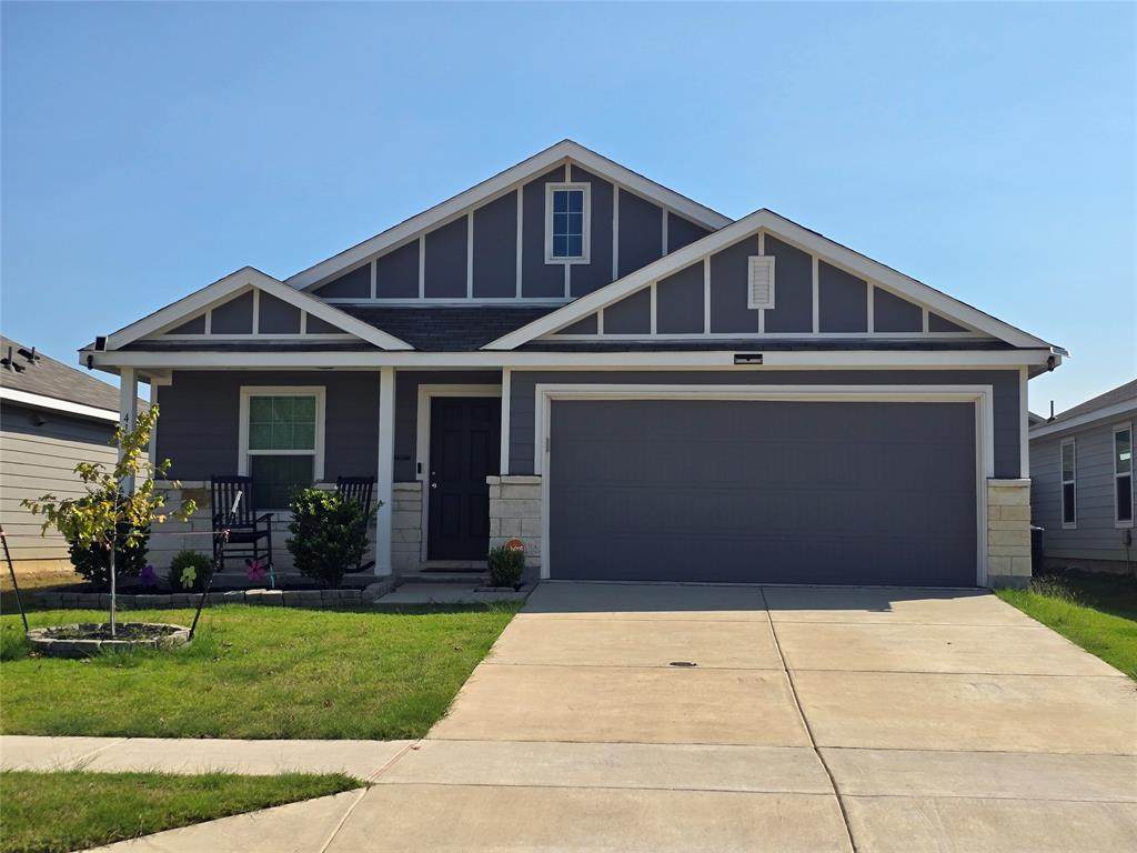 419 Moray Drive - Photo 1