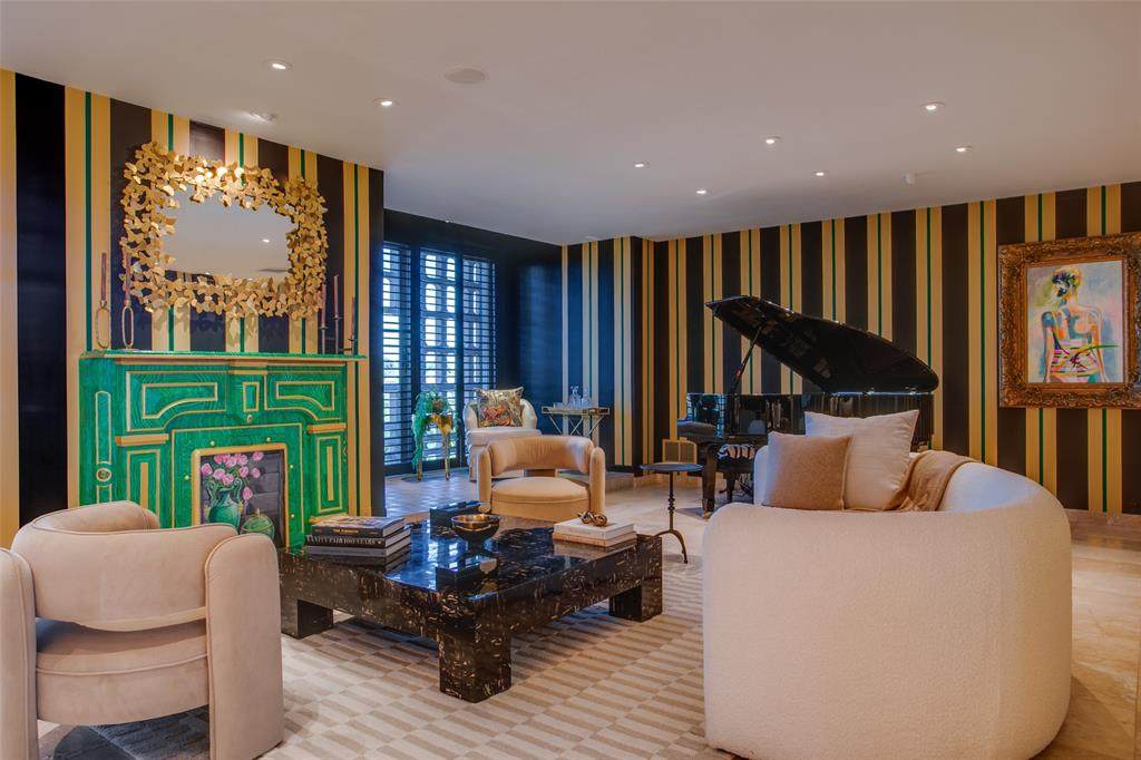 3525 Turtle Creek Boulevard - Photo 1