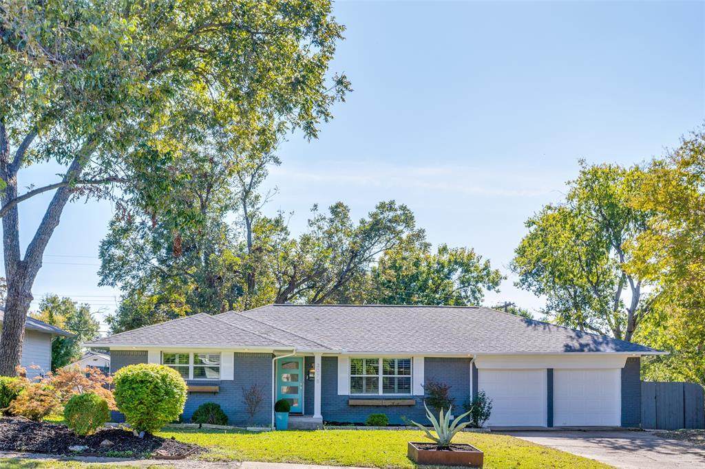 3078 Newcastle Drive - Photo 1