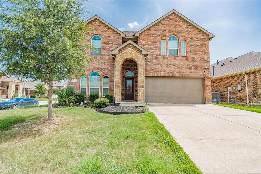 529 England Street - Photo 1