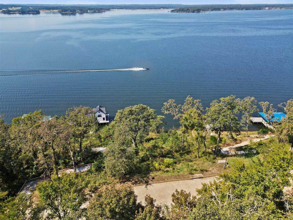 143 Lake Bluff Drive - Photo 1