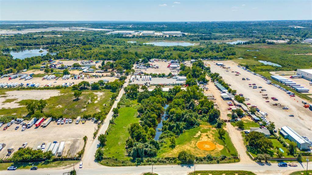 550 Oakdale Road - Photo 1