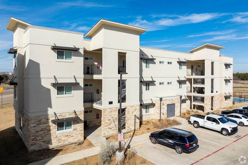 1101 Biloxi Drive - Photo 1