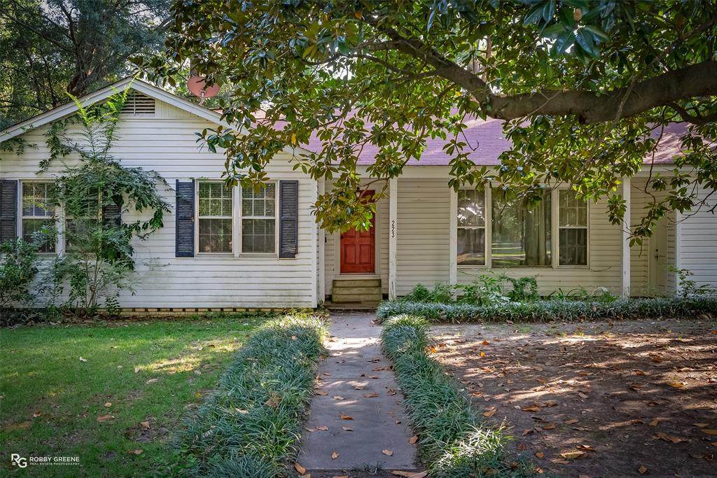 223 Virginia Avenue - Photo 1