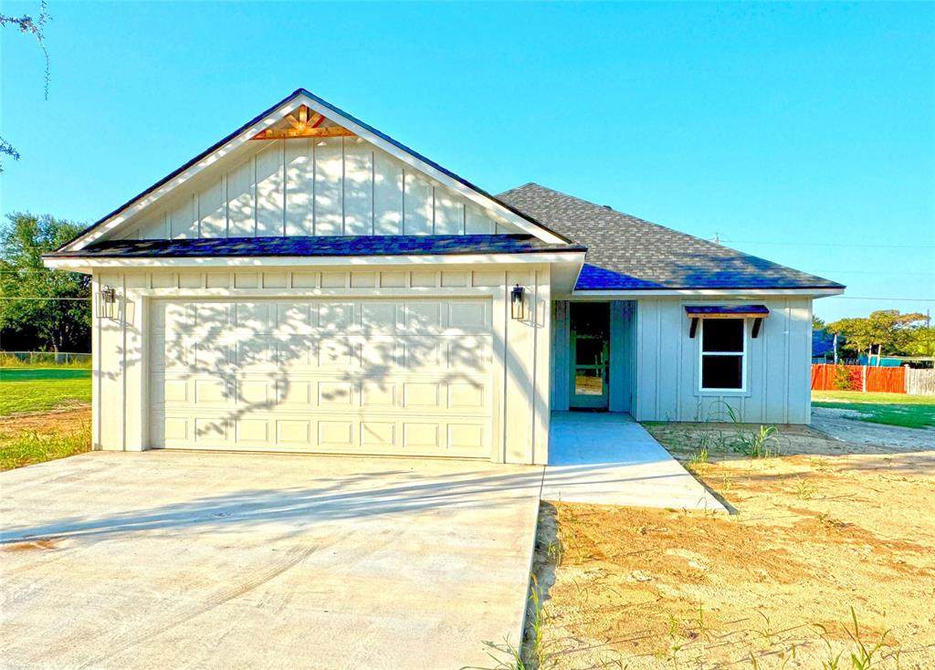 224 Hazelwood Drive - Photo 1