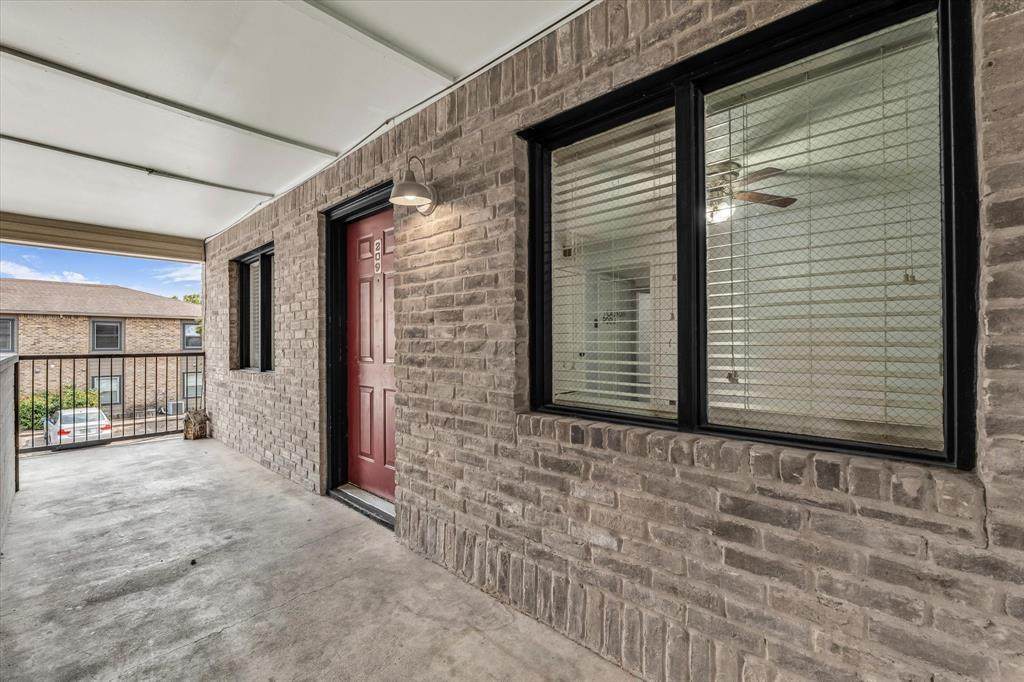 1214 Baylor Avenue - Photo 1