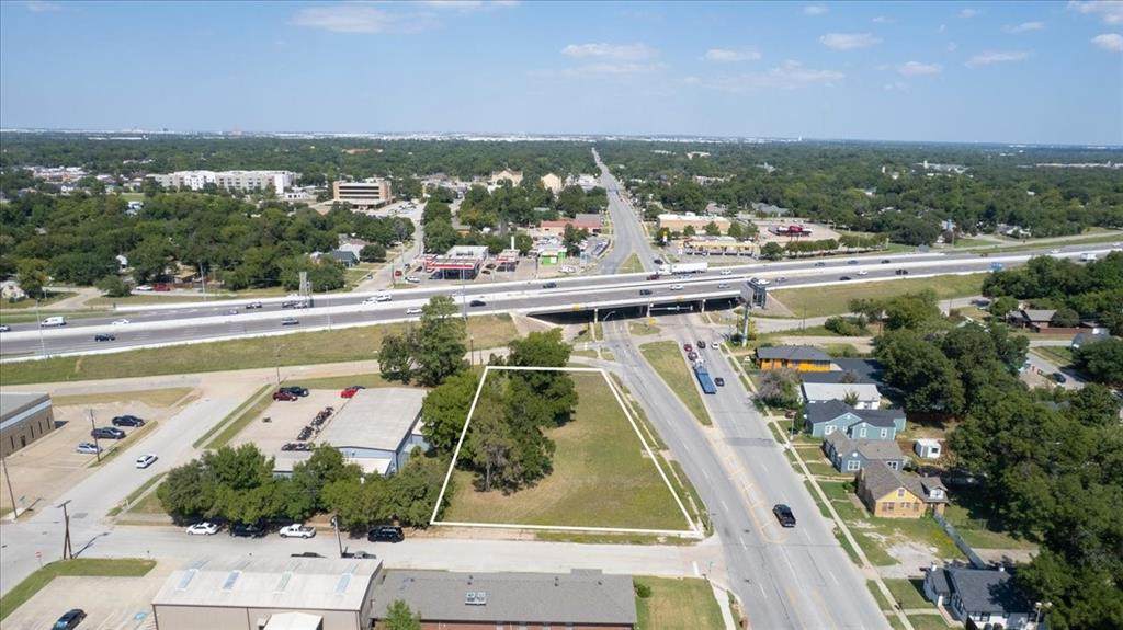 201 Riverside Drive - Photo 1