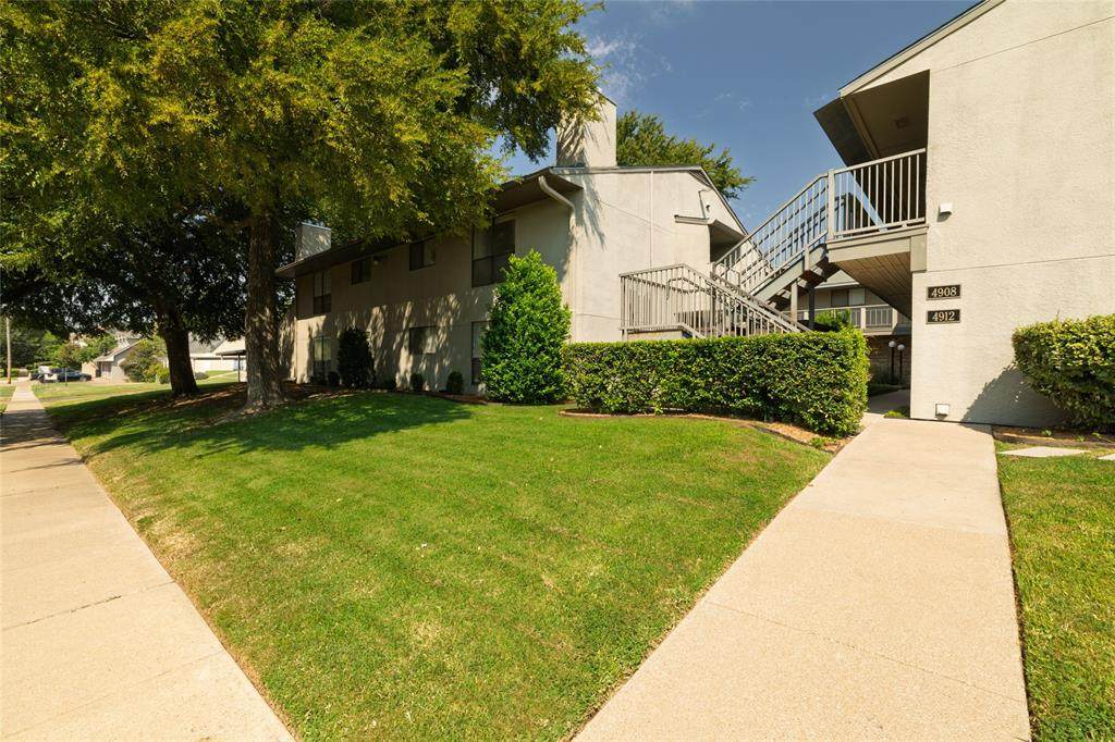 4920 Byers Avenue - Photo 1