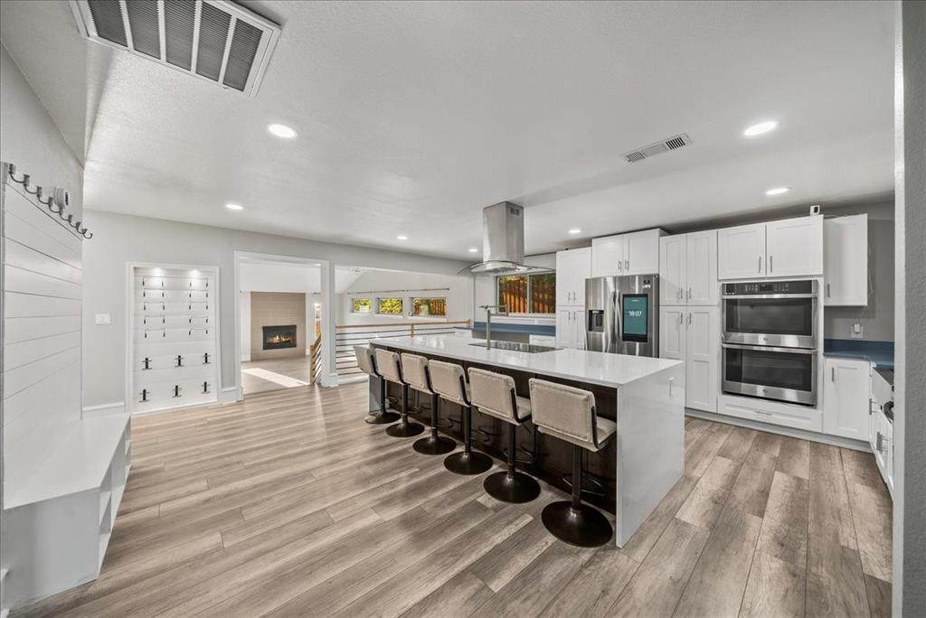 3427 Lakewood Lane - Photo 1