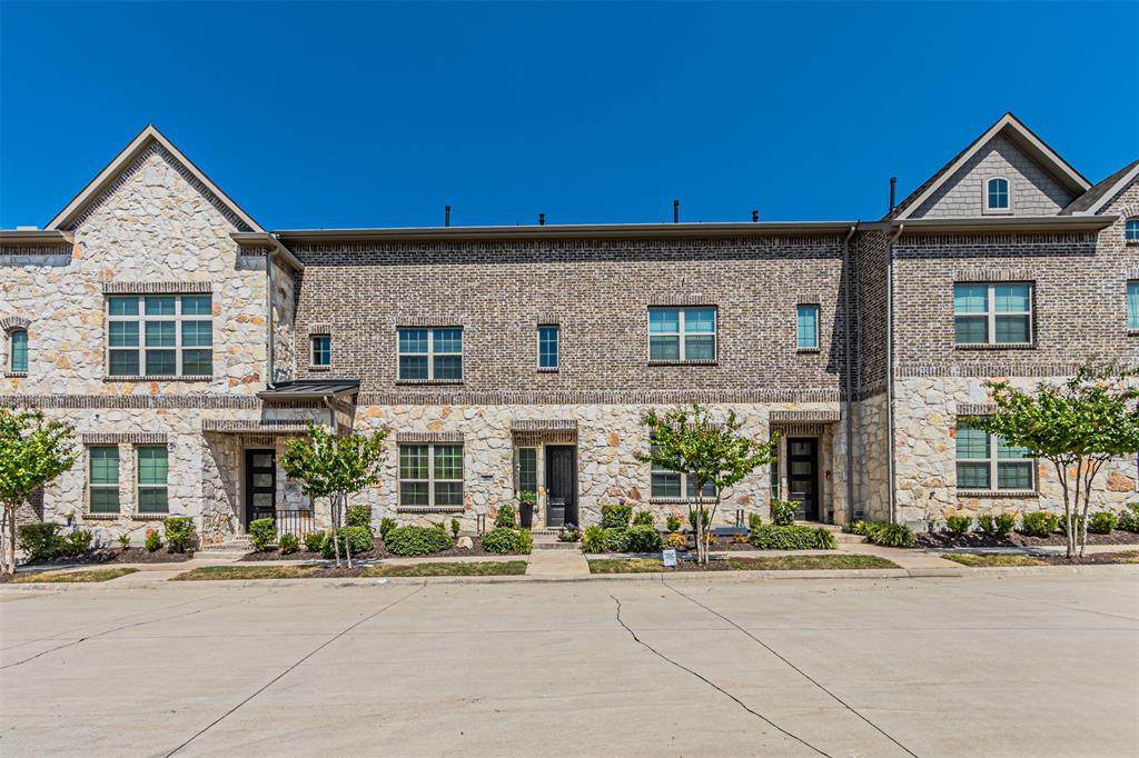 2841 Troutt Drive - Photo 1