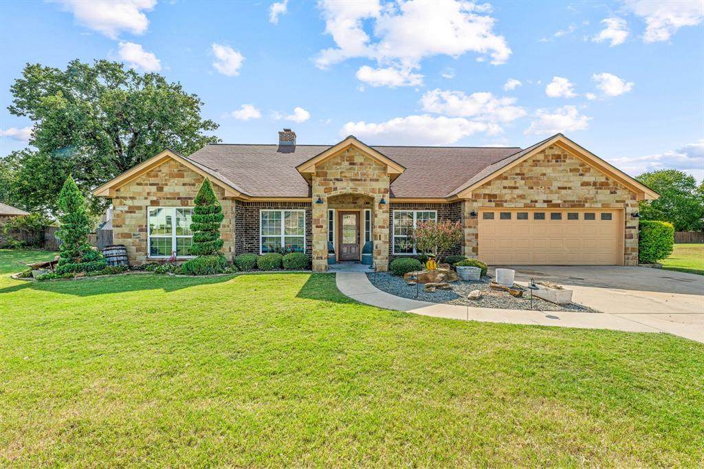112 Blue Ribbon Lane - Photo 1