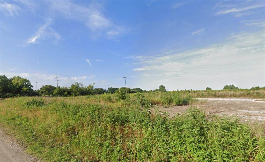 16 Millers Ferry Road - Photo 1