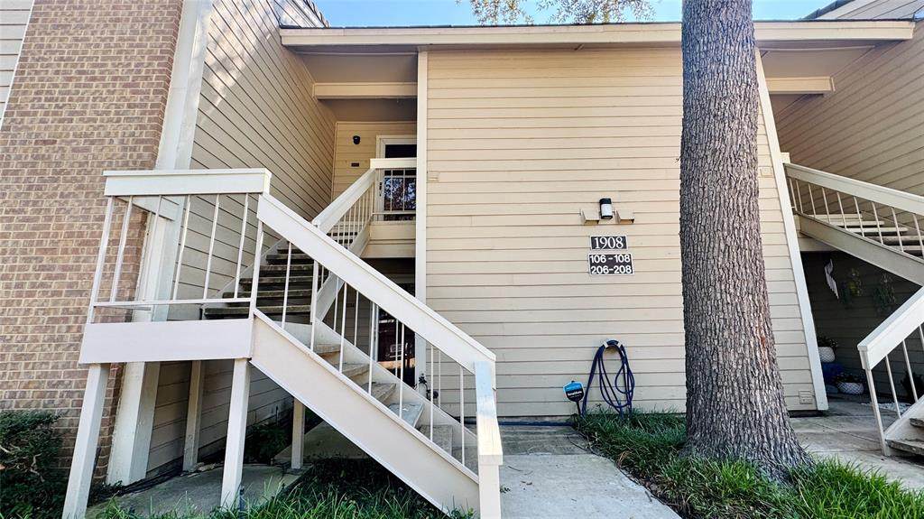 1908 Chasewood Circle - Photo 1