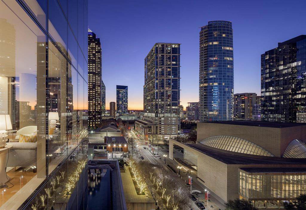 1747 Leonard Street - Photo 1