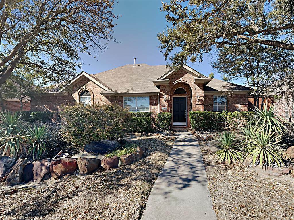 8401 Greenfield Drive - Photo 1