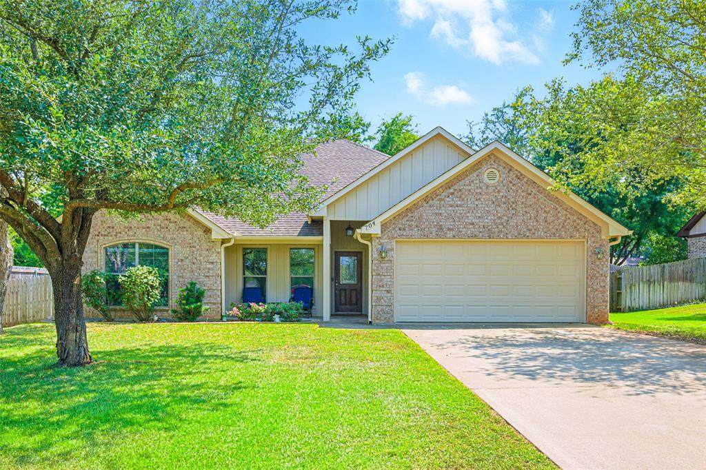 704 Windover Lane - Photo 1