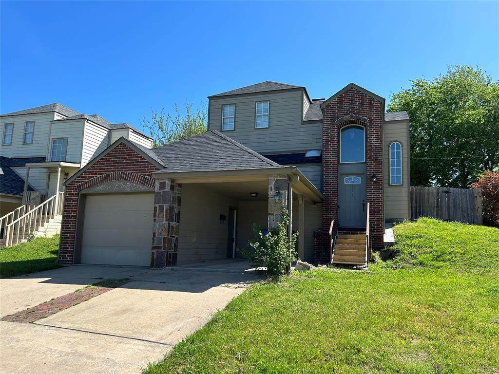 1505 Park Place - Photo 1