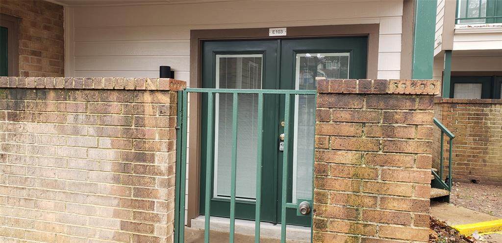 2304 Balsam Drive - Photo 1