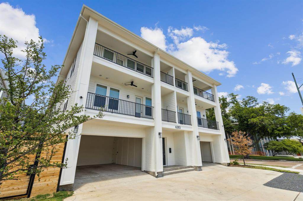 6283 La Vista Drive - Photo 1