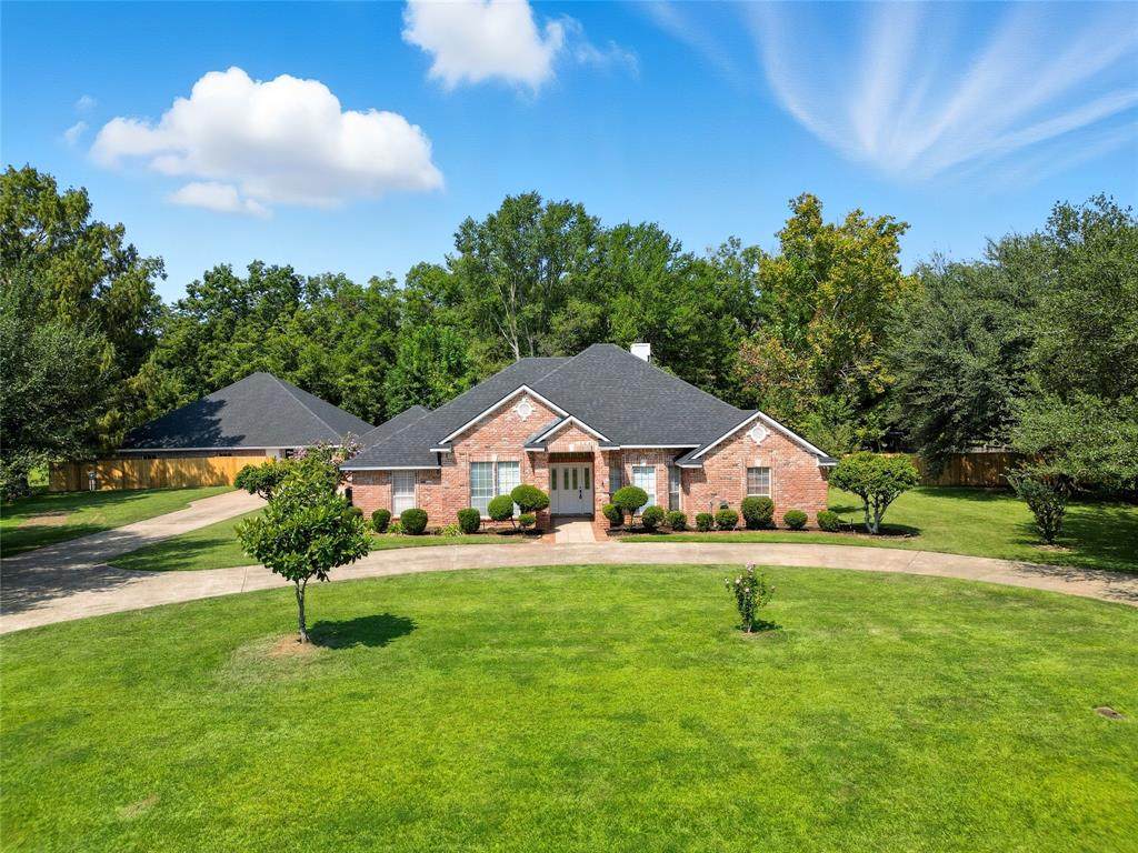 107 Lakewood Point Drive - Photo 1