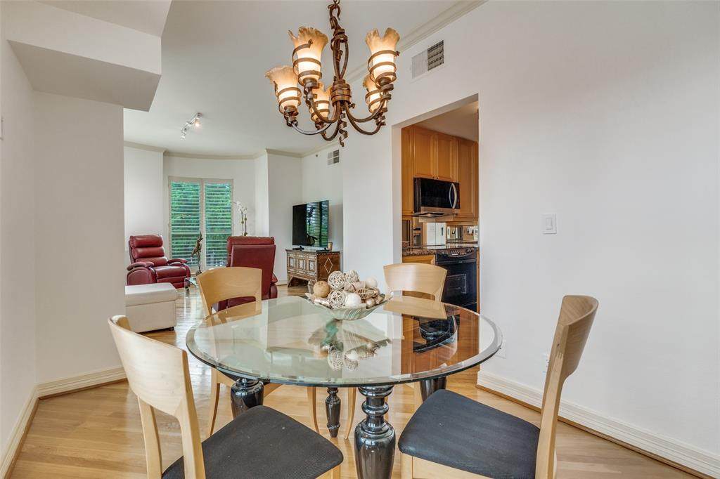 3401 Lee Parkway - Photo 1