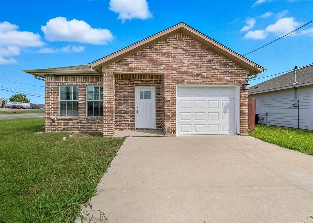 2501 Carver Street - Photo 1