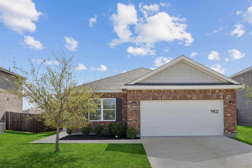 1902 Wolf Run - Photo 1